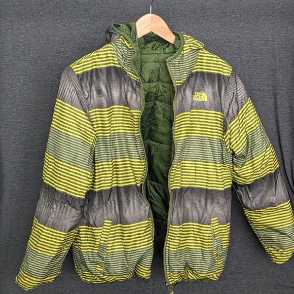 Boys North Face jacket - Picture 2 of 4